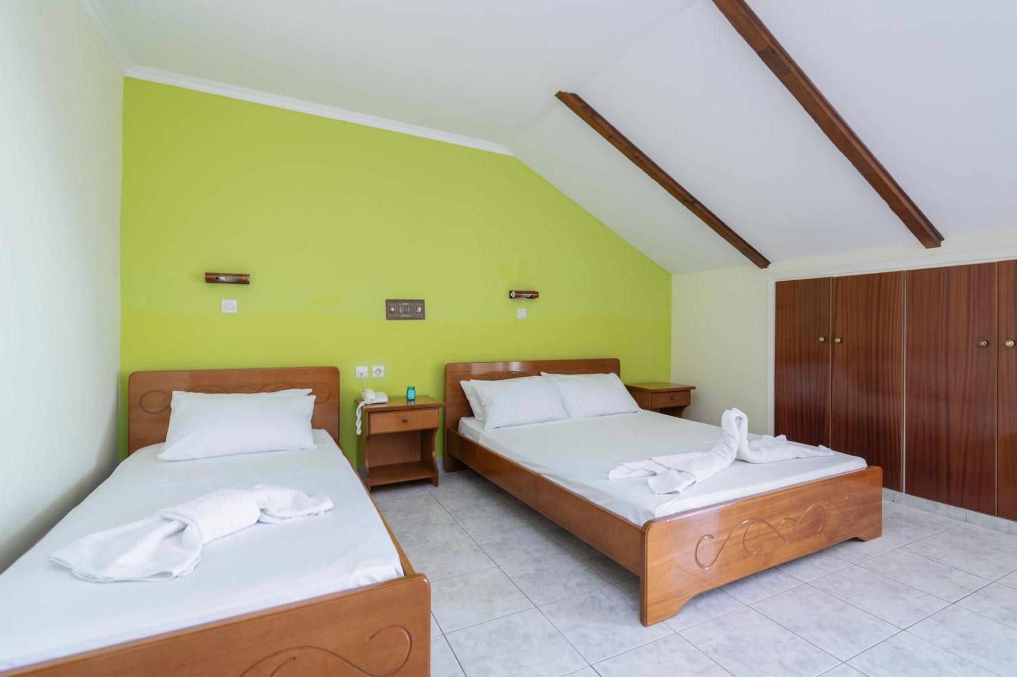 Sunbliss Studios & Apartments Alykes  Chambre photo